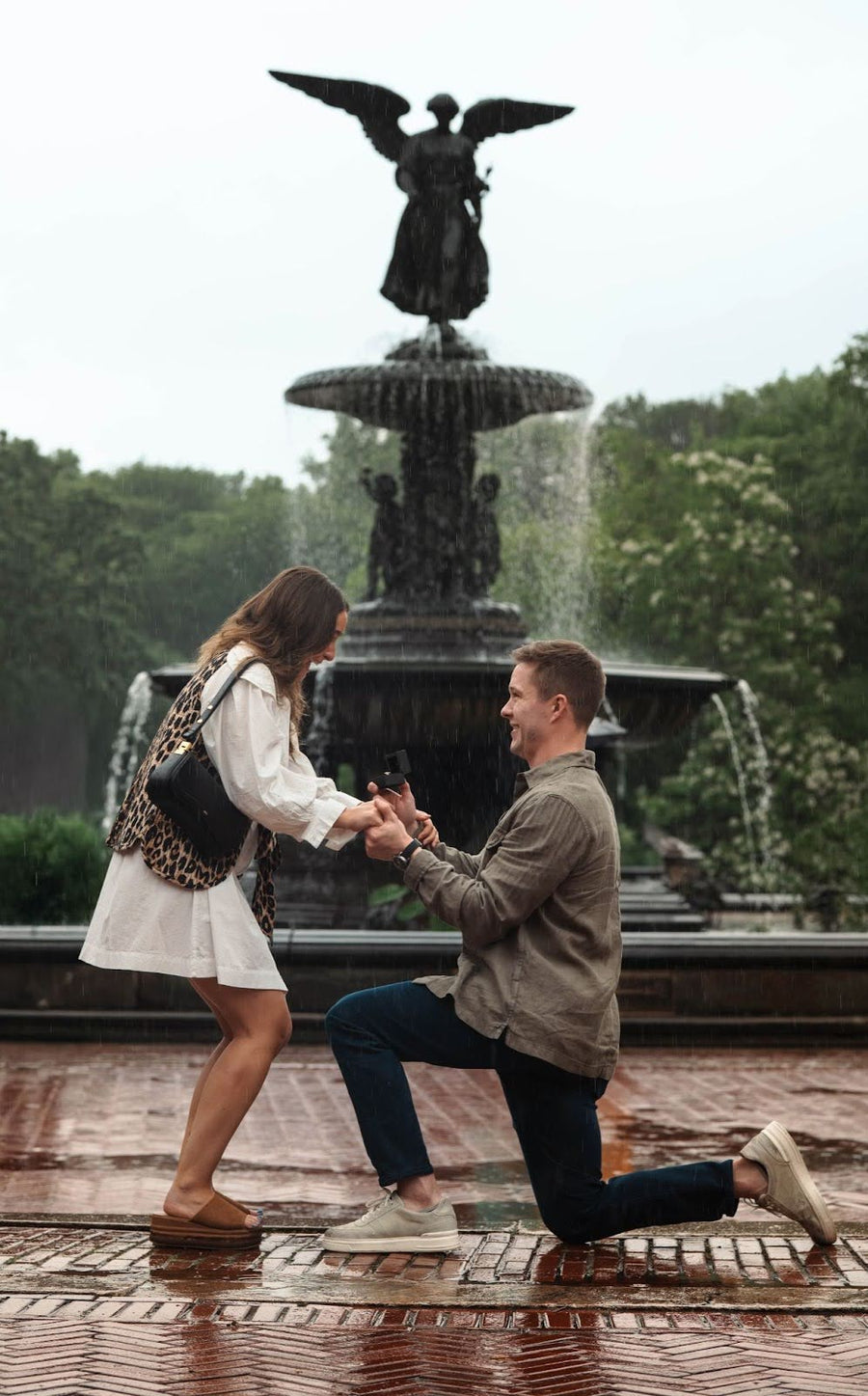 Comparing Pre-Made vs. Custom Engagement Rings: Which Is Right for You?