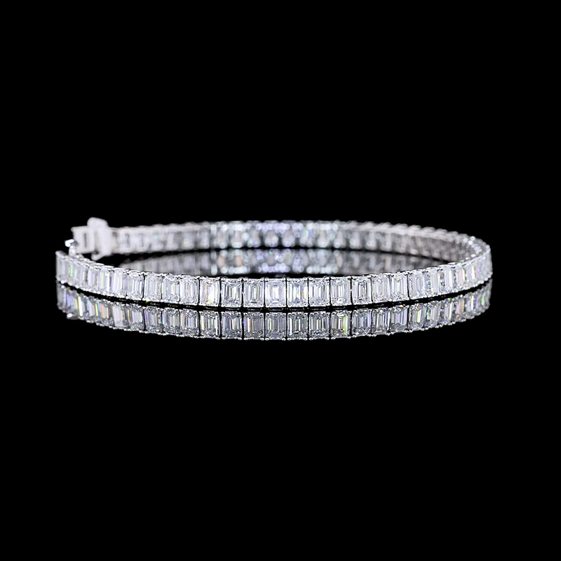 10ctw Prong Emerald Tennis Bracelet