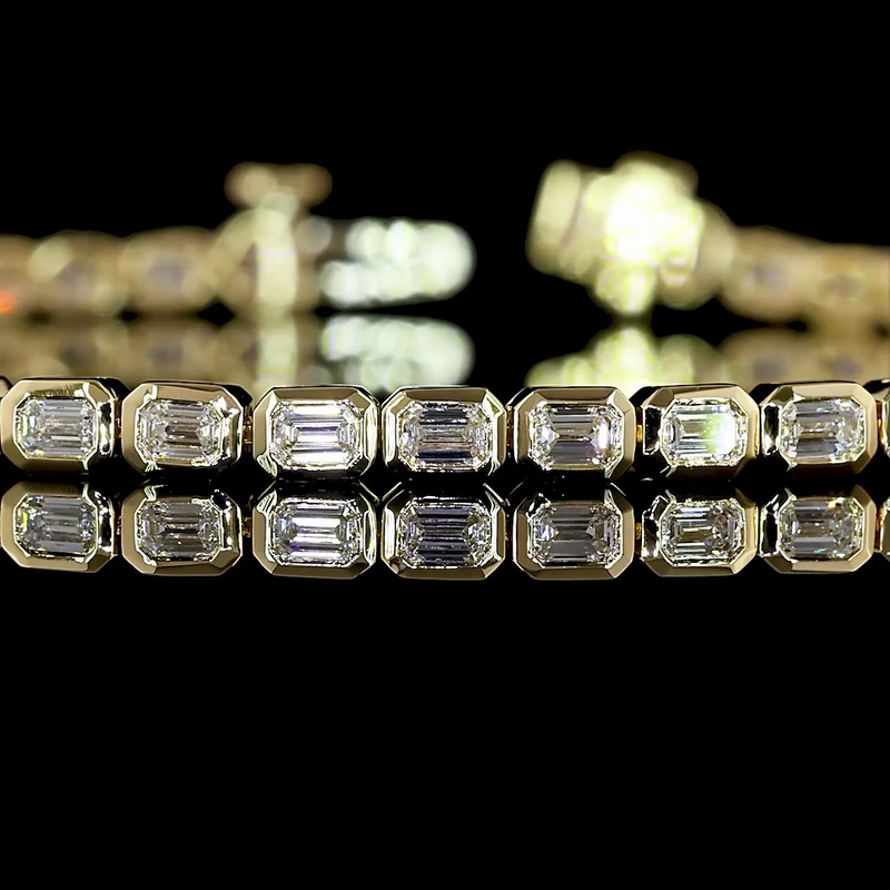 2-1/4ctw Bezel East West Emerald Tennis Bracelet