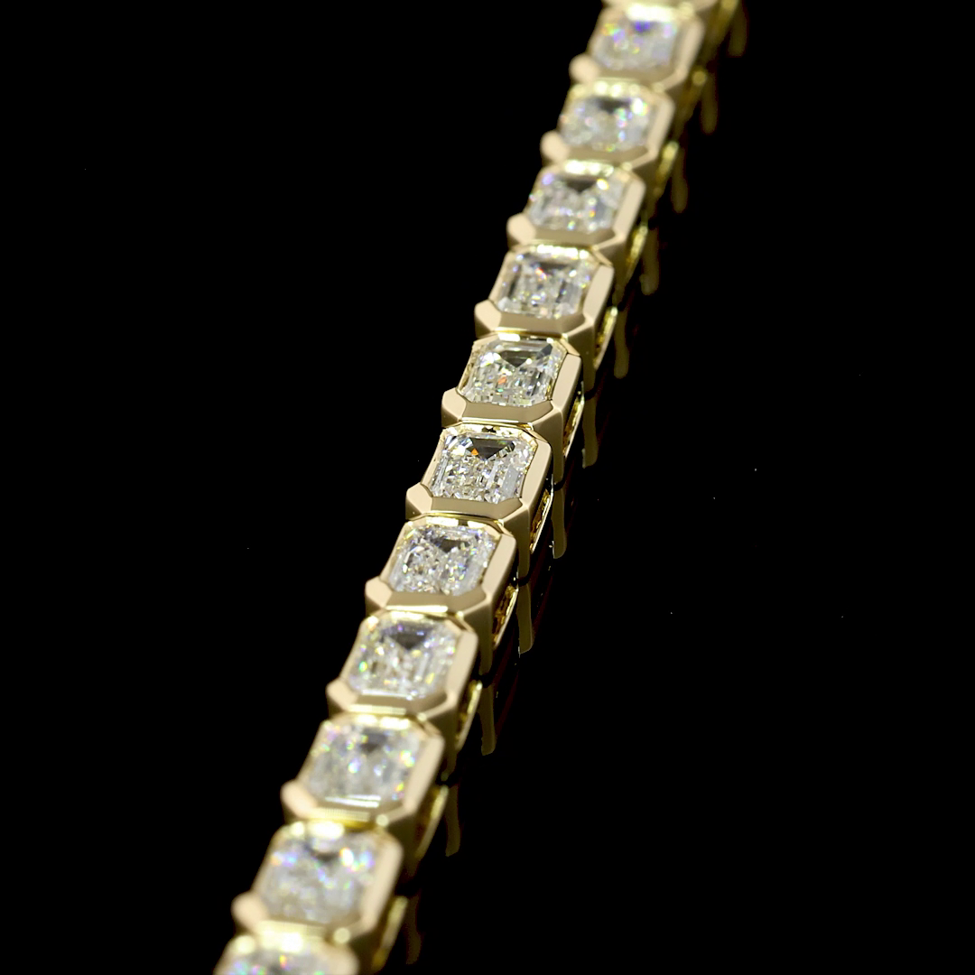 4-1/2ctw Bezel East West Emerald Tennis Bracelet