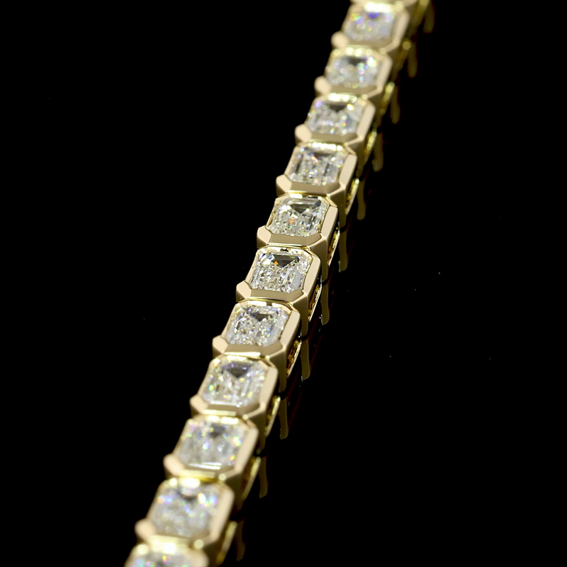 4-1/2ctw Bezel East West Emerald Tennis Bracelet