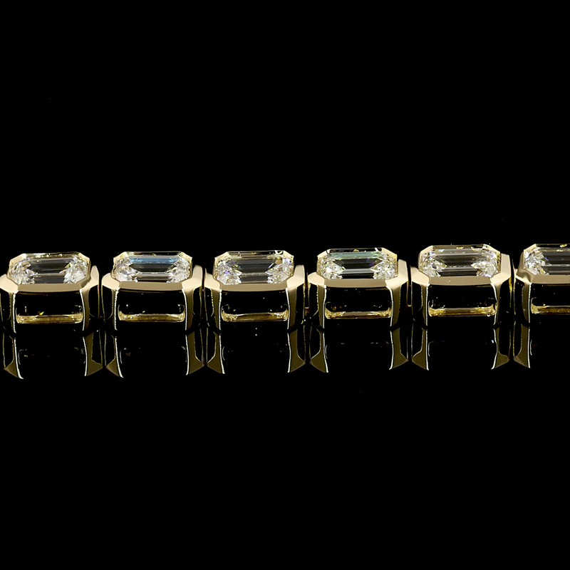 4-1/2ctw Bezel East West Emerald Tennis Bracelet