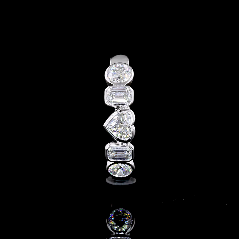 1ctw Bezel Heart & Round Five Stone Band