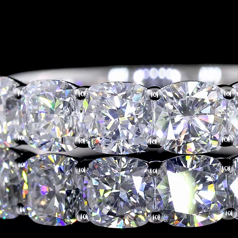 1ctw Prong Cushion Five Stone Band