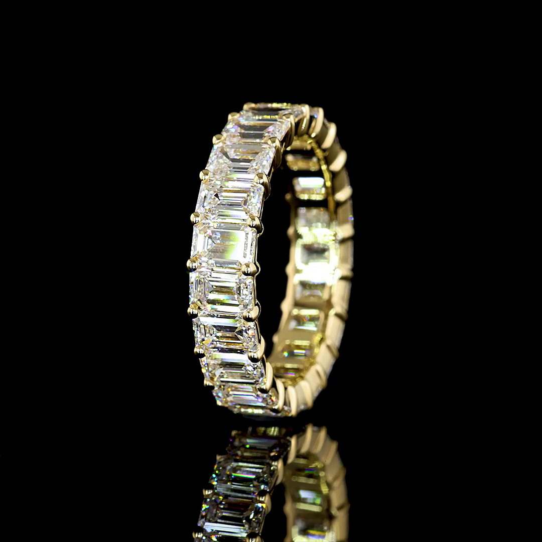 4-1/2ctw Emerald Prong Diamond Eternity Band