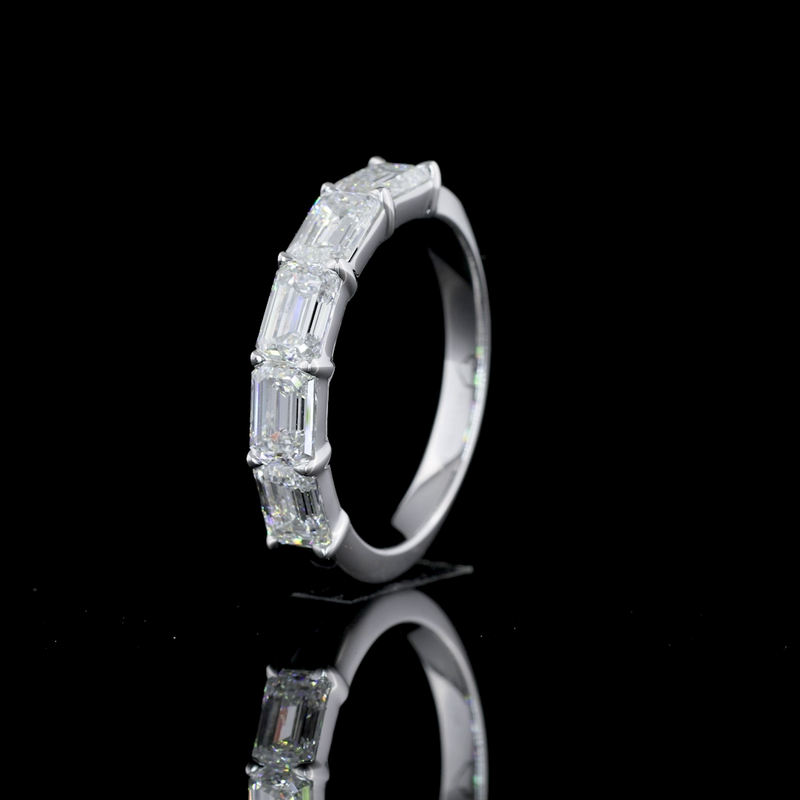 1-1/2ctw Prong East West Emerald Five Stone Band