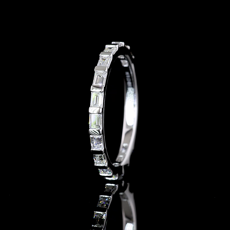 3/4ctw Half Bezel East West Emerald 3/4 Eternity Band