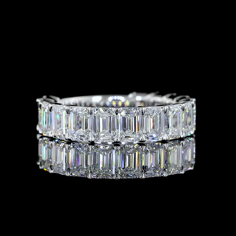 4-1/2ctw Emerald Prong Diamond 3/4 Eternity Band