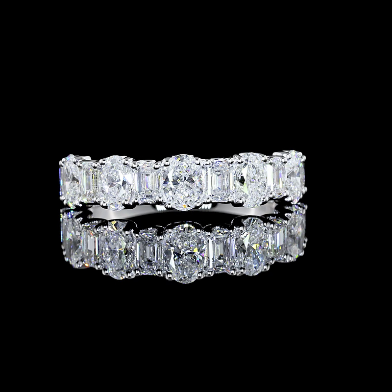 1-1/2ctw Oval & Emerald Prong Diamond Half Eternity Band