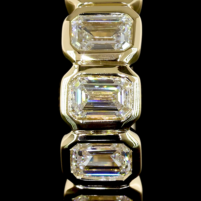 1ctw Bezel Emerald Huggie Earrings