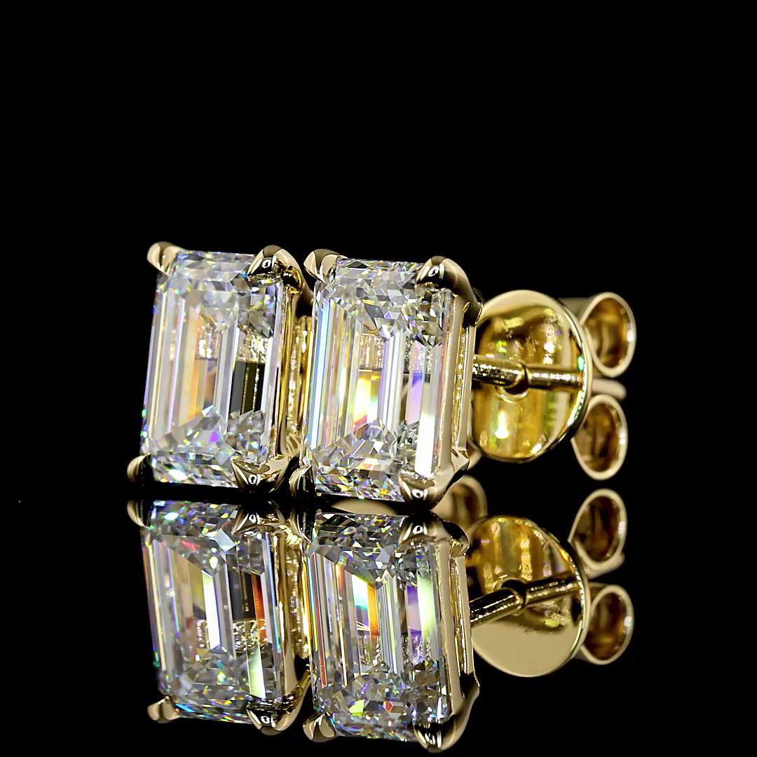 2ctw Prong Emerald Stud Earrings