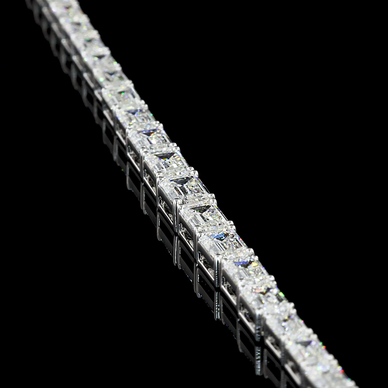 13ctw Prong East West Emerald Riviera Tennis Necklace