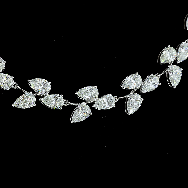 23ctw Prong Inclined Pear Special Necklace