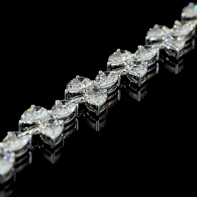 23ctw Prong Inclined Pear Special Necklace