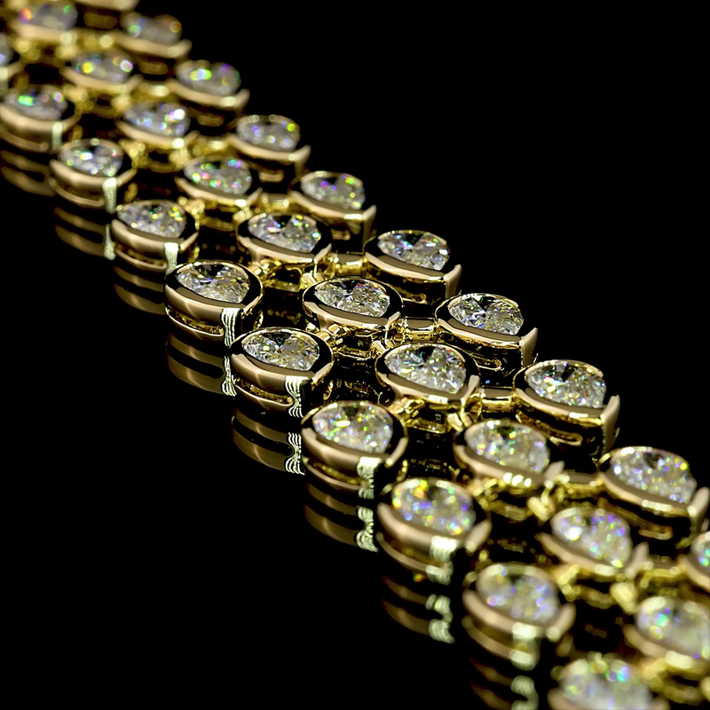 16ctw Bezel East West Pear Special Necklace