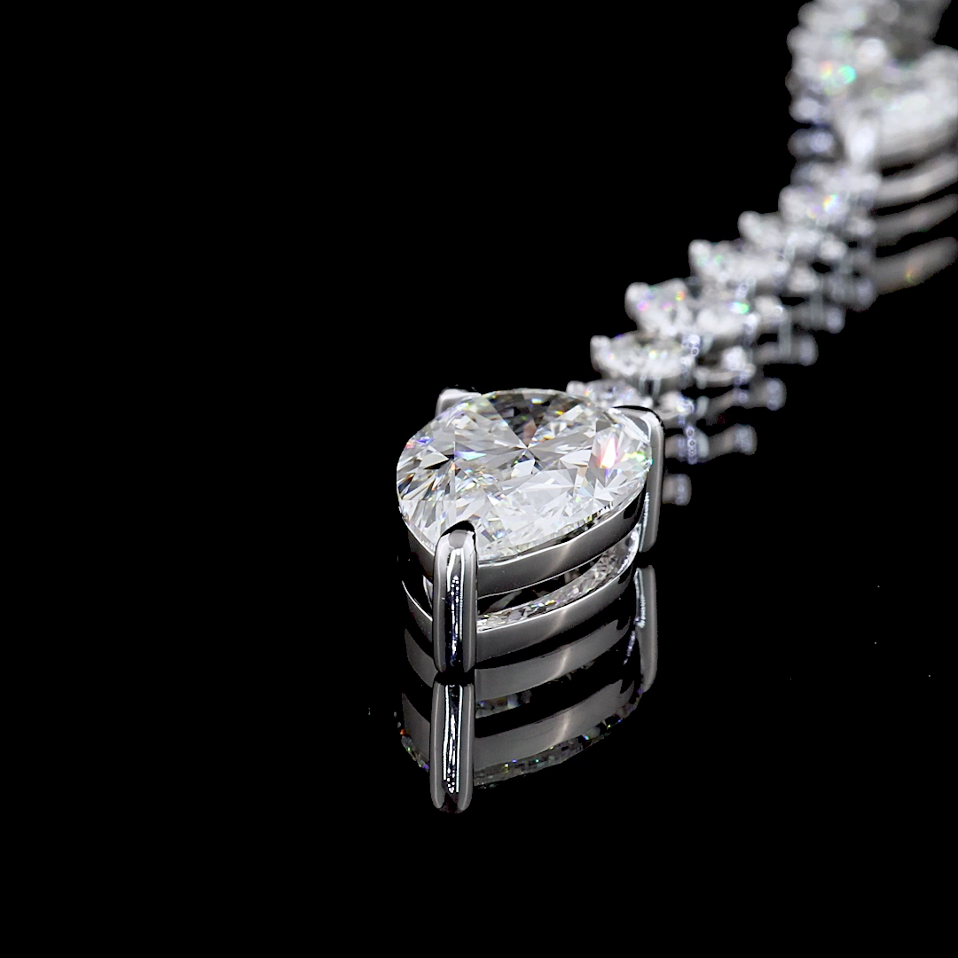 9ctw Prong Pear & Round Special Necklace