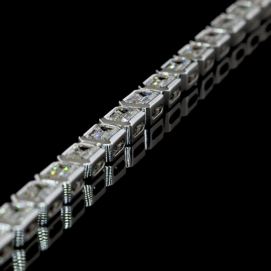13ctw Bezel East West Emerald Tennis Necklace