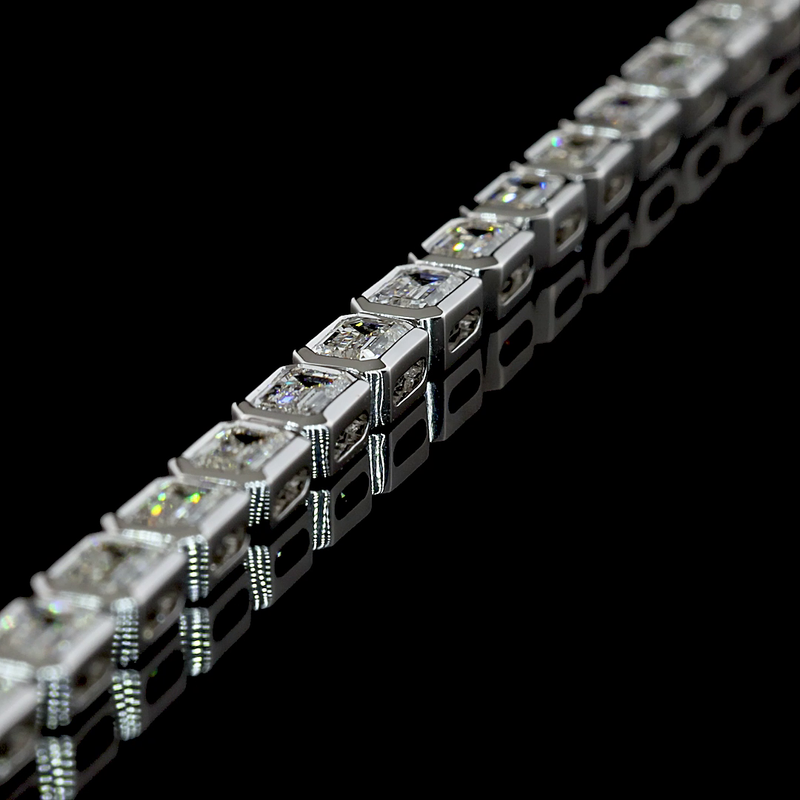 13ctw Bezel East West Emerald Tennis Necklace