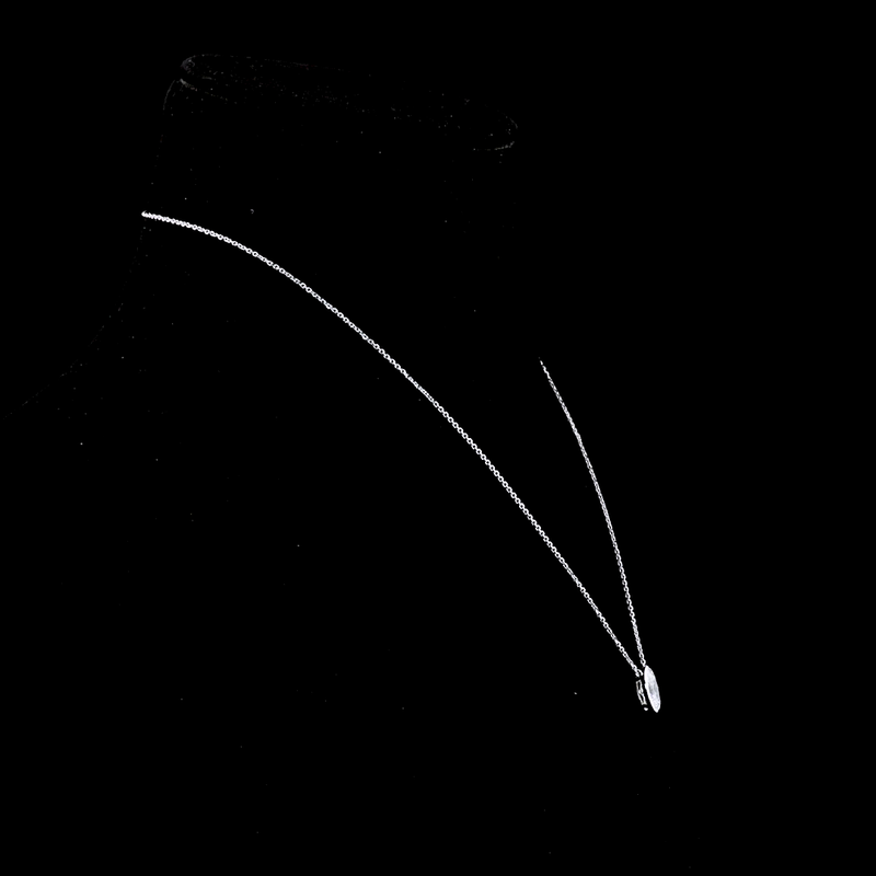 1-1/2ctw Bezel East West Oval Solitaire Pendant