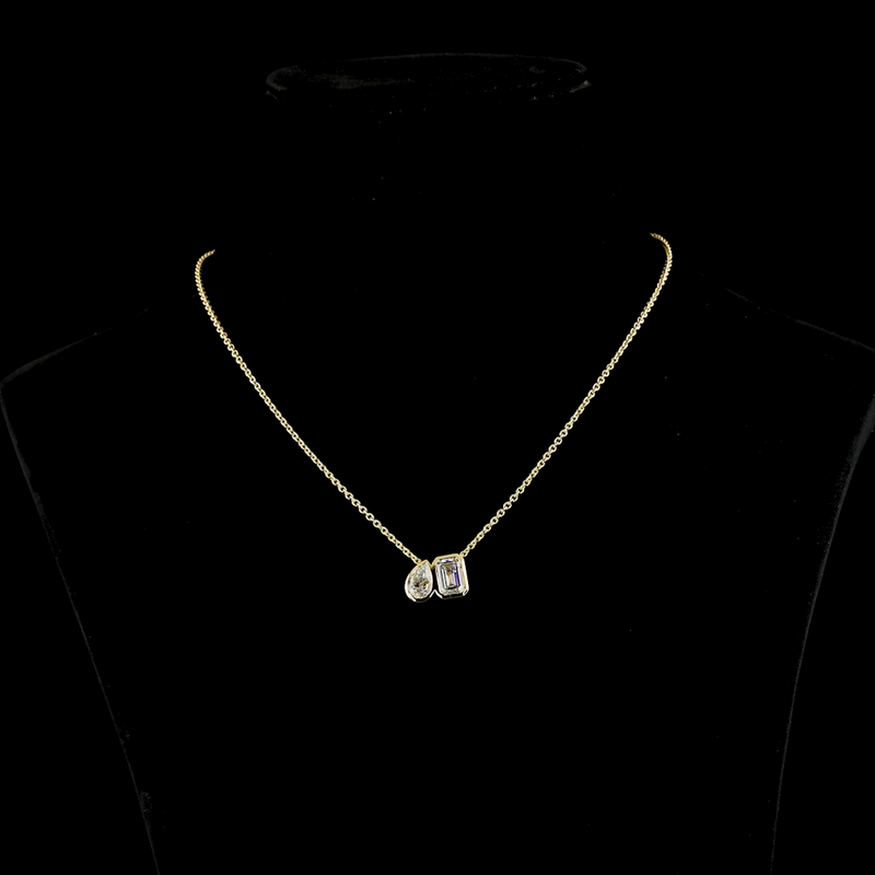 3ctw Bezel Emerald & Pear Toi et Moi Pendant