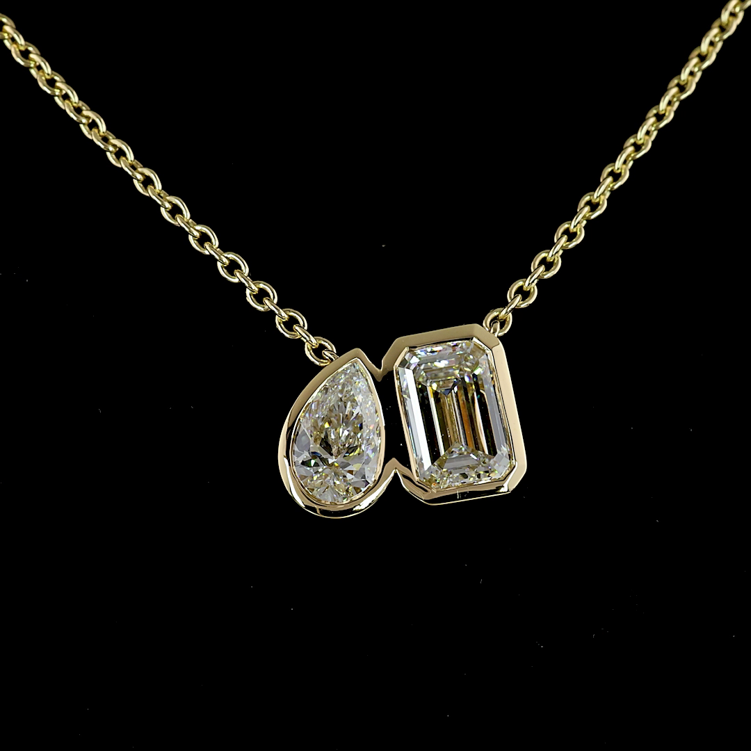 3ctw Bezel Emerald & Pear Toi et Moi Pendant