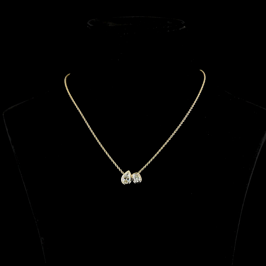 2-1/2ctw Bezel Pear & Cushion Toi et Moi Pendant