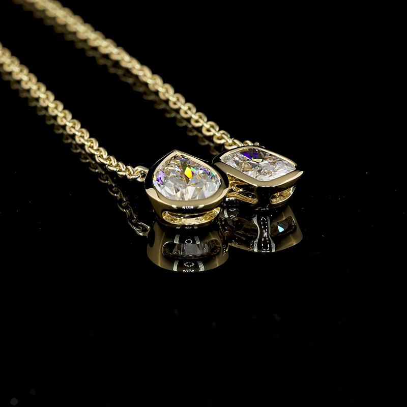 2-1/2ctw Bezel Pear & Cushion Toi et Moi Pendant