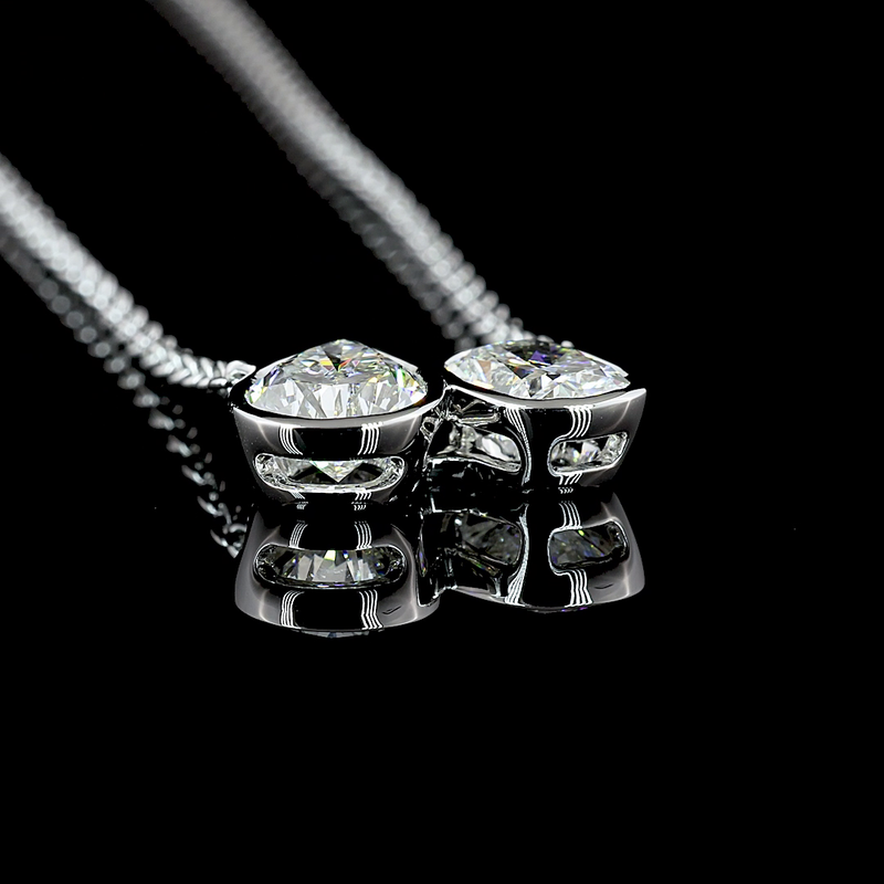 2-1/2ctw Bezel Pear & Cushion Toi et Moi Pendant