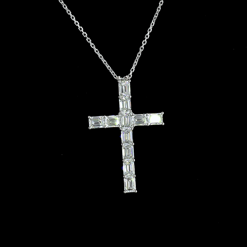 2ctw Prong Emerald Symbol Pendant
