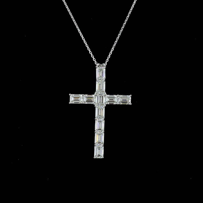 5ctw Prong Emerald Symbol Pendant