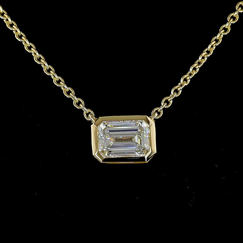 1-3/4ctw Bezel East West Emerald Solitaire Pendant