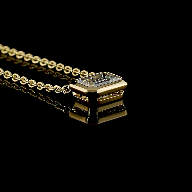 1-3/4ctw Bezel East West Emerald Solitaire Pendant