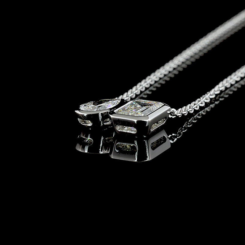 2-3/4ctw Bezel Emerald & Pear Toi et Moi Pendant