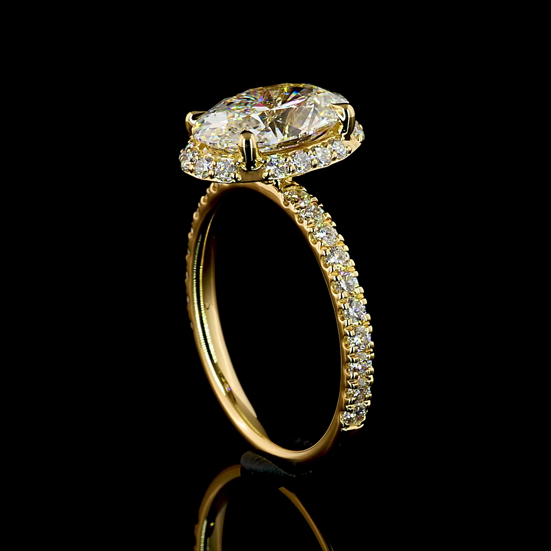 2-1/2ct Oval Diamond Halo Engagement Ring