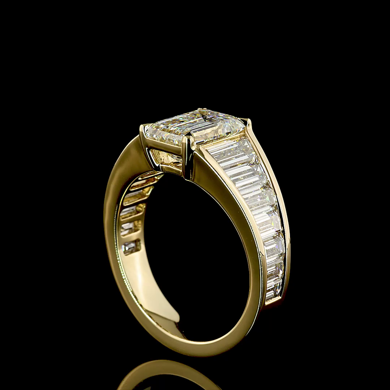 2ct Prong Emerald Special Engagement Ring