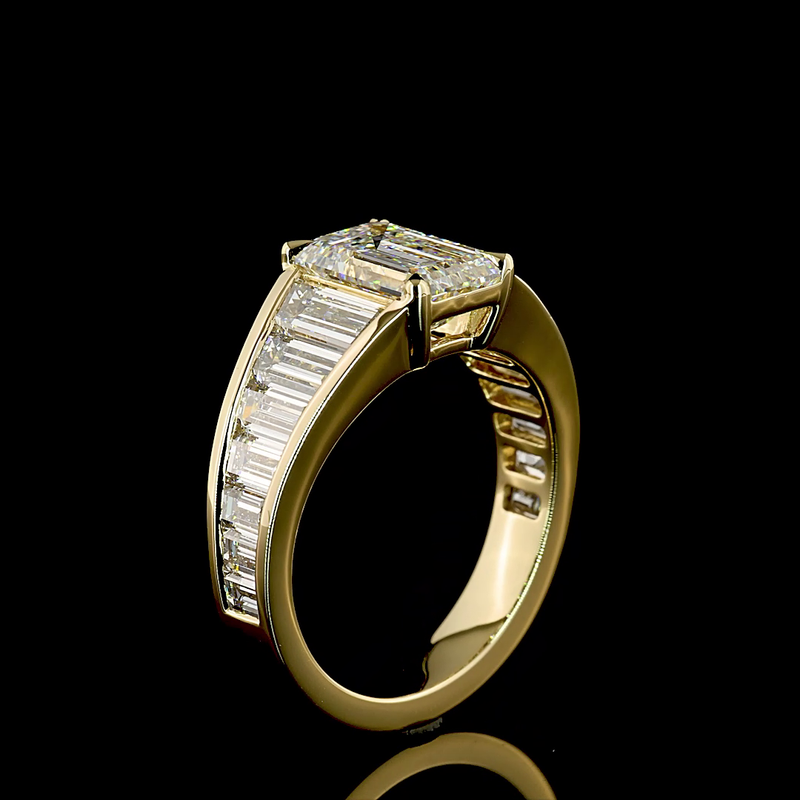 2ct Prong Emerald Special Engagement Ring