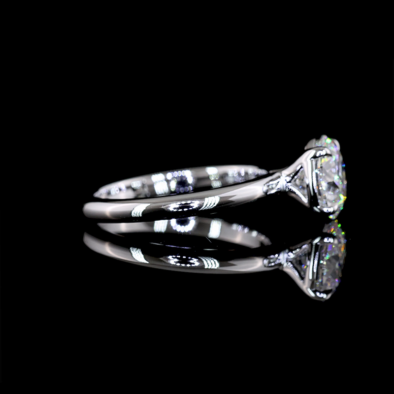 2ct Round Diamond Solitaire Engagement Ring