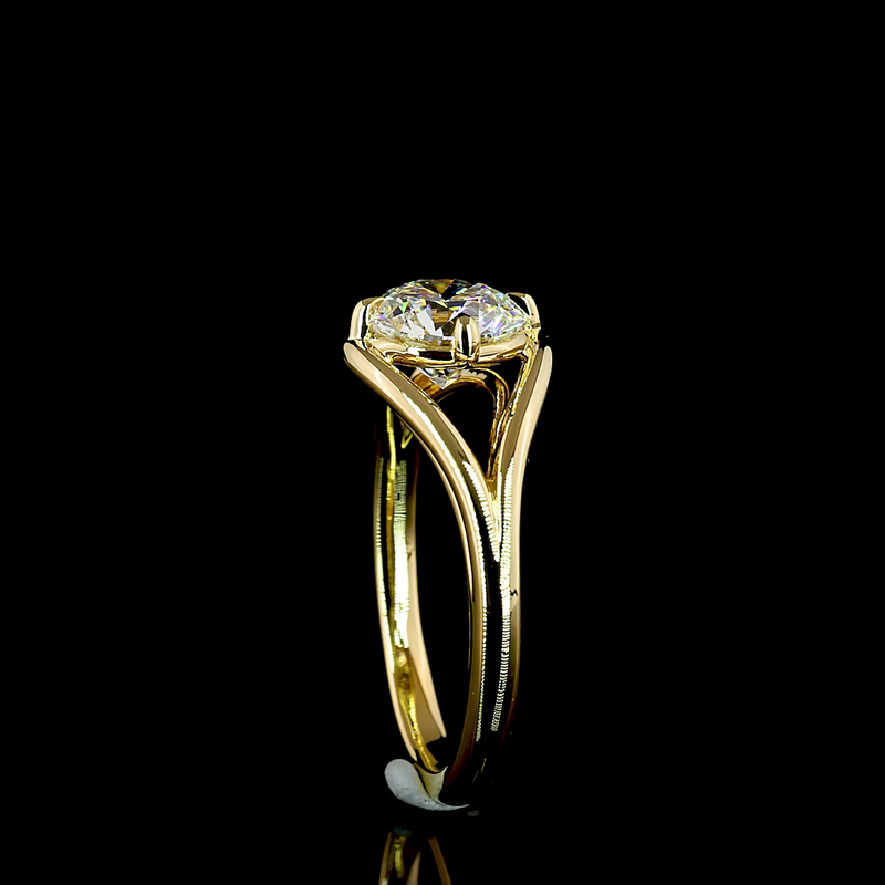 1-1/2ct Round Diamond Solitaire Engagement Ring