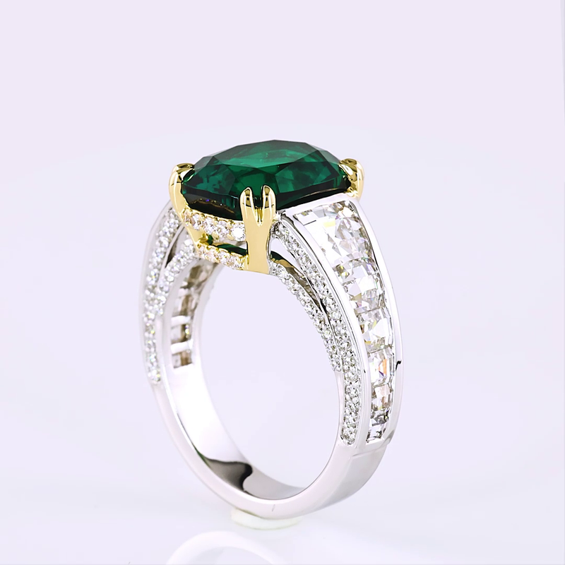 4ct Cushion Emerald Special Engagement Ring
