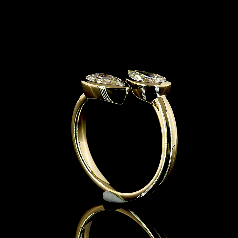 1ct Pear Diamond Special Engagement Ring