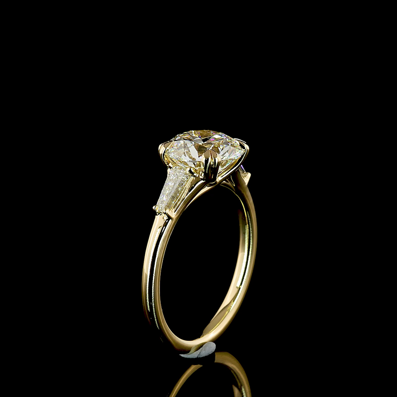 2-1/2ct Prong Round Three Stone Engagement Ring