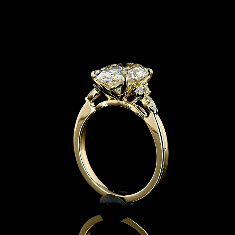 4ct Prong Oval Special Engagement Ring