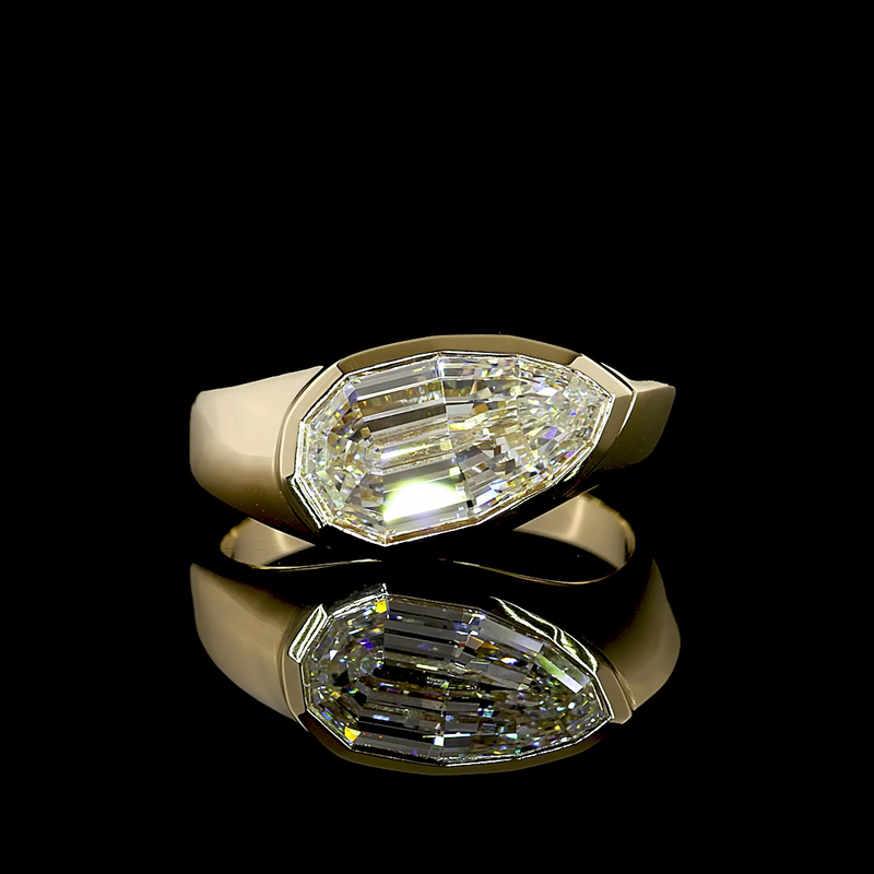 2-1/2ct Pear Inclined Bezel Solitaire Diamond Engagement Ring